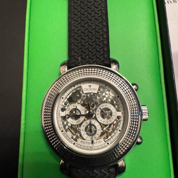 Croton Men’s Imperial Watch - Picture 8 of 13